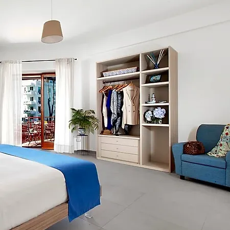 Torna A Surriento Suites-3